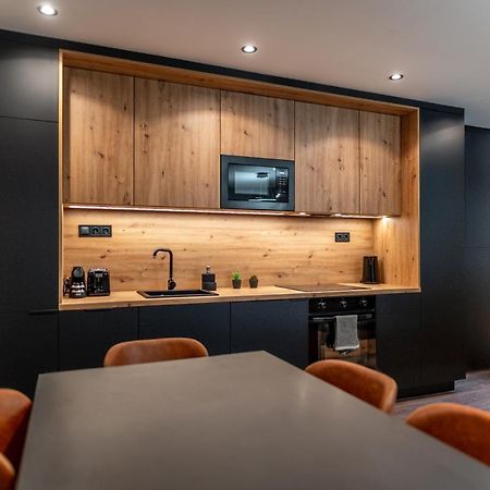 Downtown Luxury By Stlcz With 2 Bathrooms Budapest Exterior photo